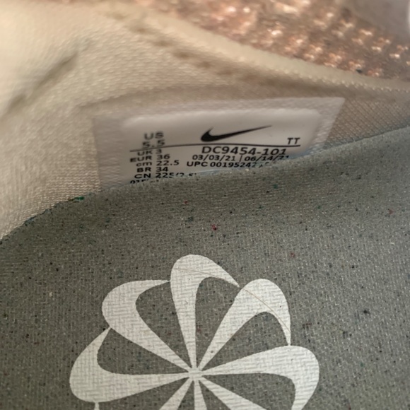 White Nike vapor max - Picture 6 of 7